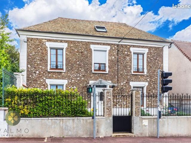 Maison 7 pièces 138 m²