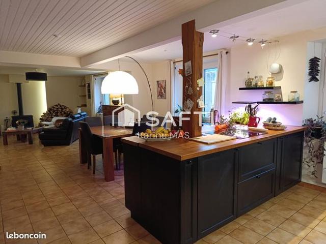 Maison 7 pièces 138 m²