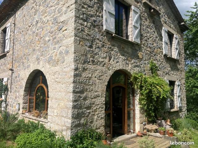 Maison 7 pièces 138 m²