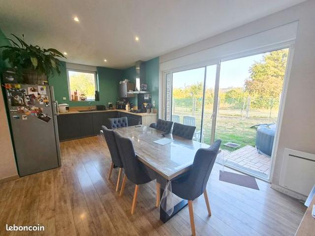 Maison 7 pièces 138 m²