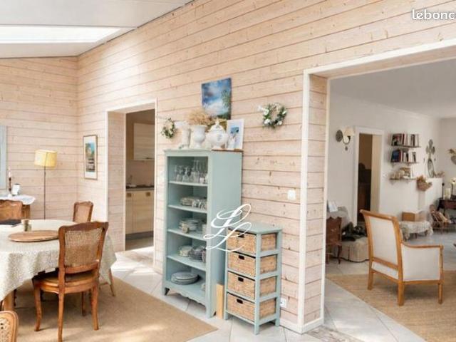 Maison 7 pièces 138 m²