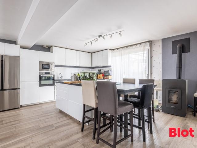 Maison 7 pièces 138 m²