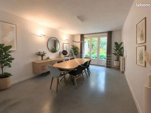 Maison 7 pièces 138 m²