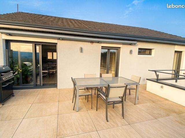Maison 7 pièces 138 m²