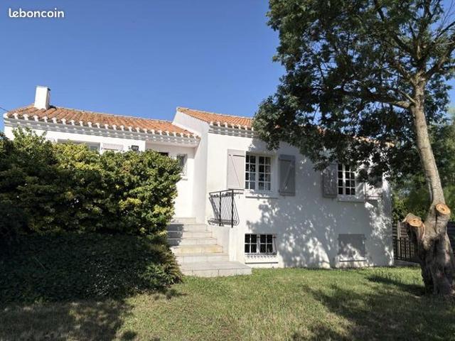 Maison 7 pièces 138 m²
