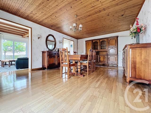Maison 7 pièces 138 m²