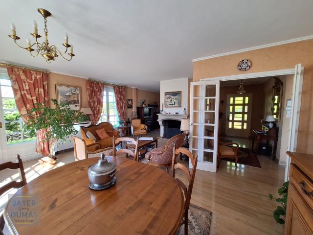 Maison 7 pièces 138 m²