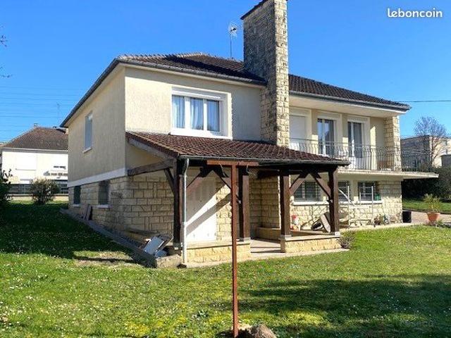 Maison 7 pièces 139 m²