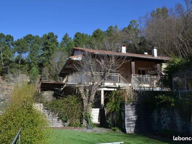 Maison 7 pièces 139 m²