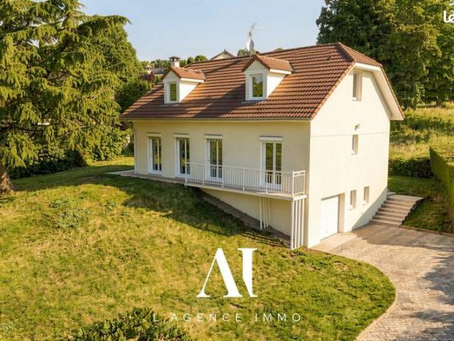 Maison 7 pièces 139 m²