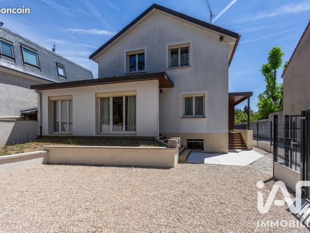 Maison 7 pièces 139 m²