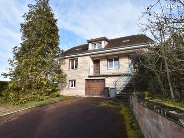 Maison 7 pièces 166 m²