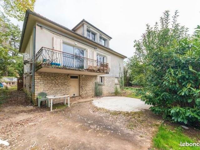 Maison 7 pièces 130 m²