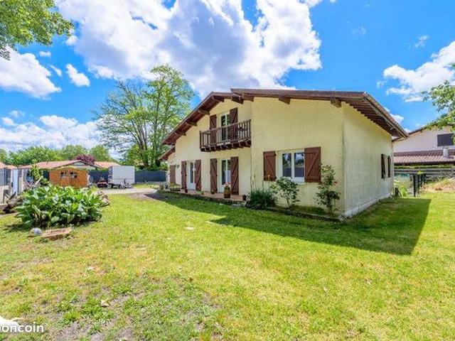 Maison 7 pièces 130 m²