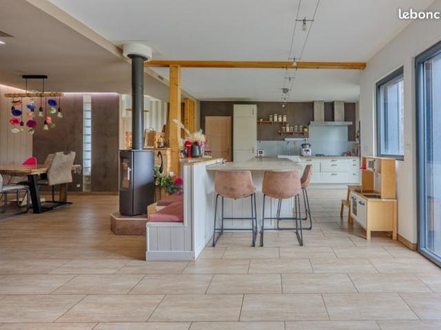 Maison 7 pièces 130 m²