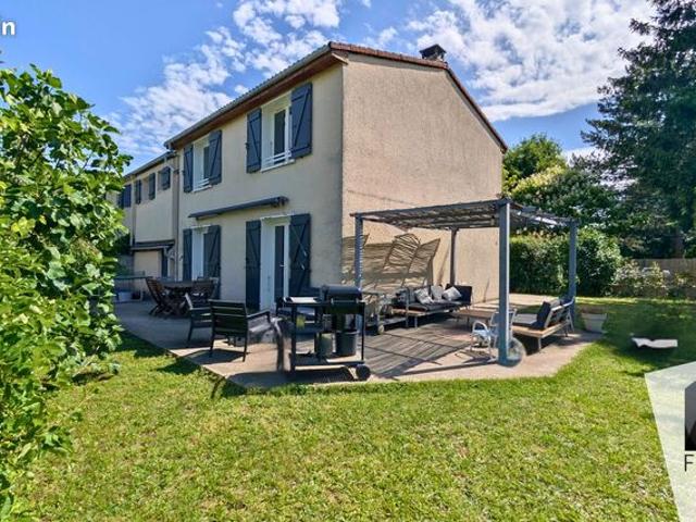 Maison 7 pièces 130 m²