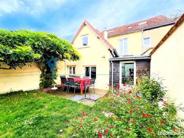 Maison 7 pièces 130 m²