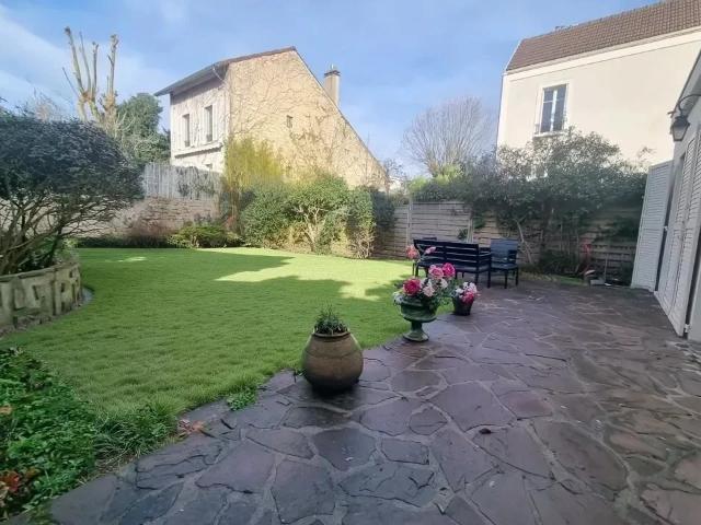 Maison 7 pièces 130 m²