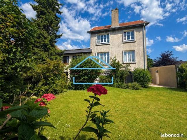 Maison 7 pièces 130 m²
