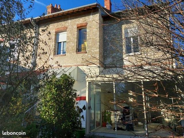 Maison 7 pièces 130 m²