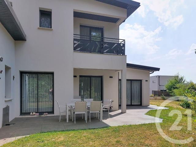 Maison 7 pièces 130 m²