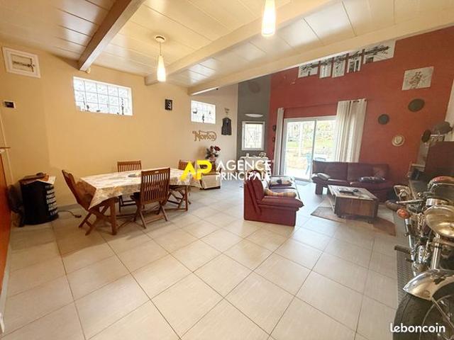 Maison 7 pièces 130 m²