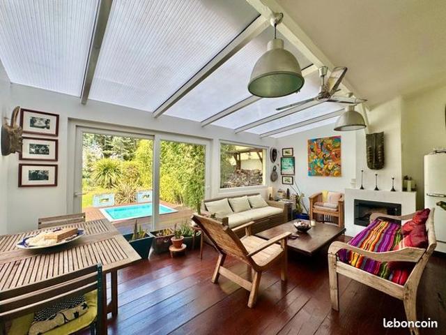 Maison 6 pièces 130 m²