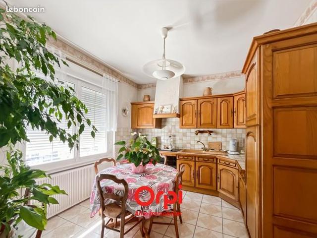 Maison 7 pièces 130 m²