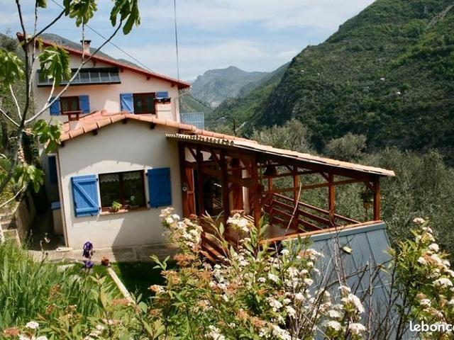 Maison 7 pièces 130 m²