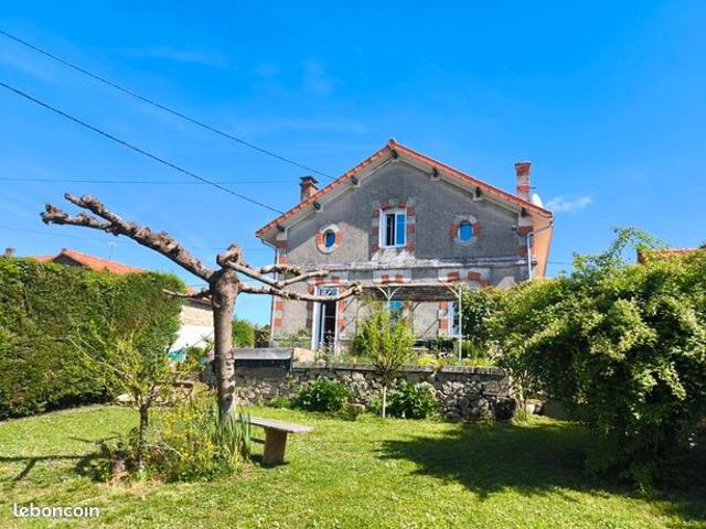 Maison 7 pièces 131 m²