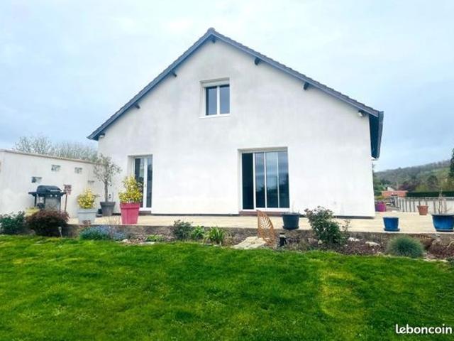 Maison 8 pièces 131 m²