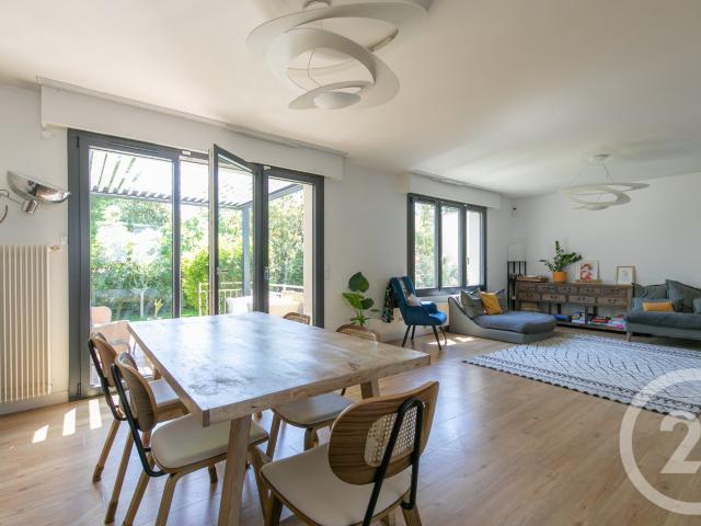 Maison 7 pièces 131 m²