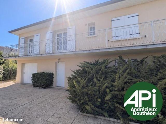 Maison 7 pièces 131 m²