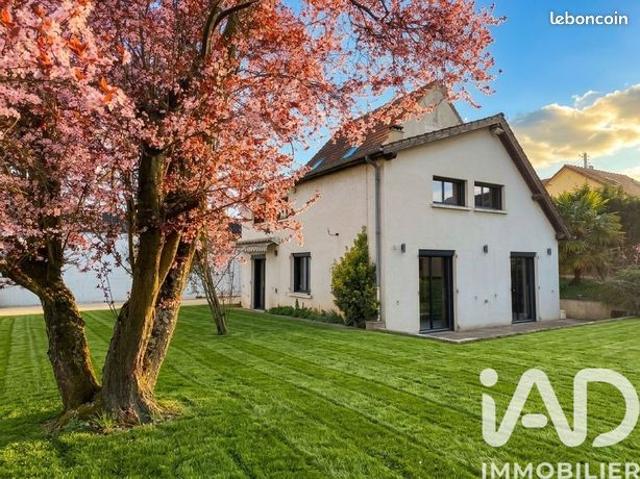 Maison 7 pièces 131 m²