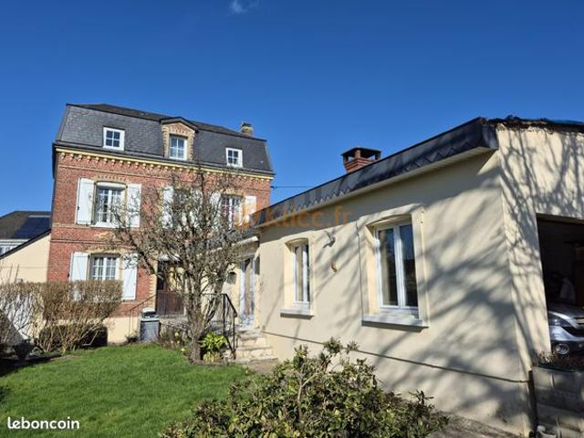 Maison 7 pièces 131 m²