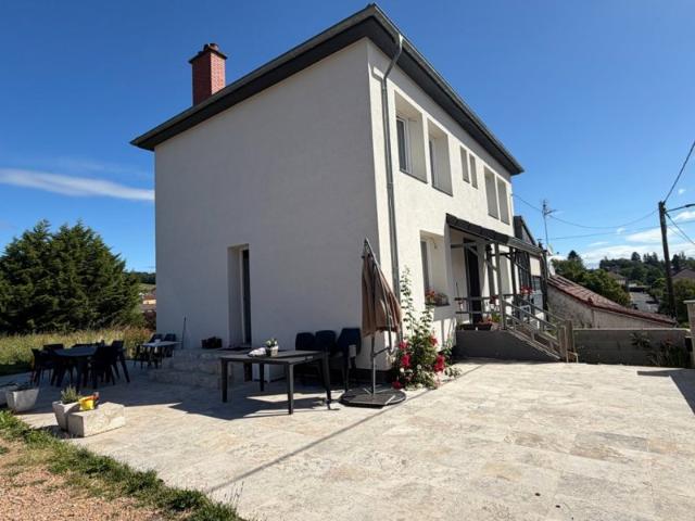 MAISON 7 PIÈCES 132 M2 LE BREUIL