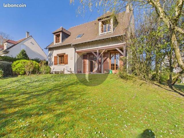 Maison 7 pièces 132 m²