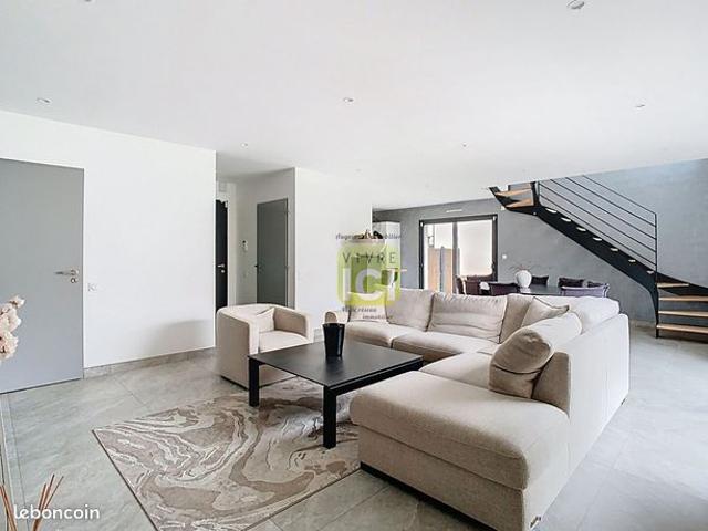 Maison 7 pièces 132 m²