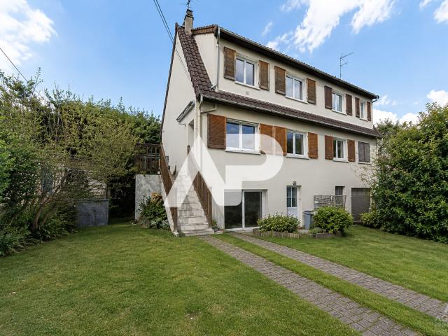 Maison 7 pièces 132 m²
