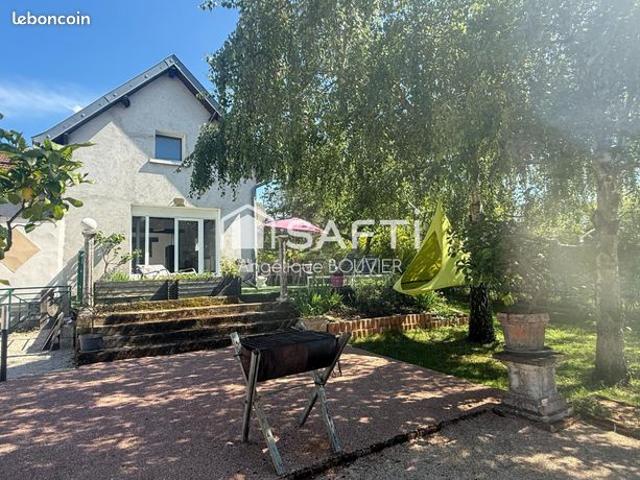 Maison 7 pièces 132 m²
