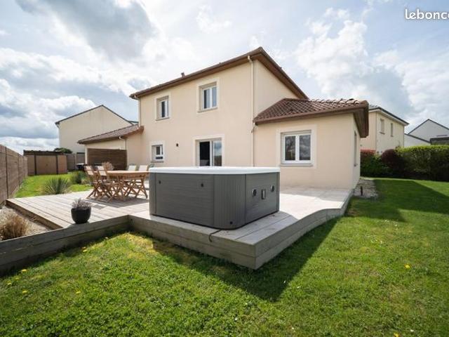Maison 7 pièces 148 m²