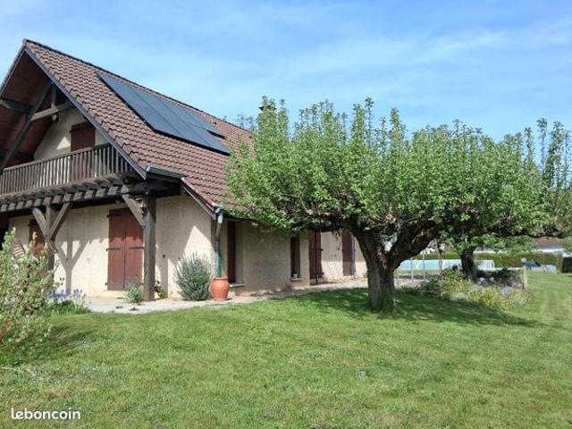 Maison 7 pièces 132 m²
