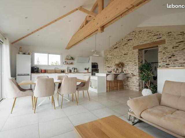 Maison 7 pièces 132 m²