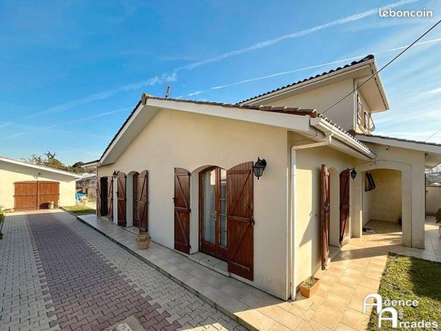 Maison 7 pièces 132 m²