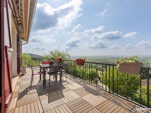 Maison 7 pièces 133 m²