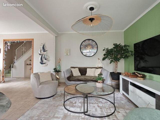 Maison 7 pièces 133 m²