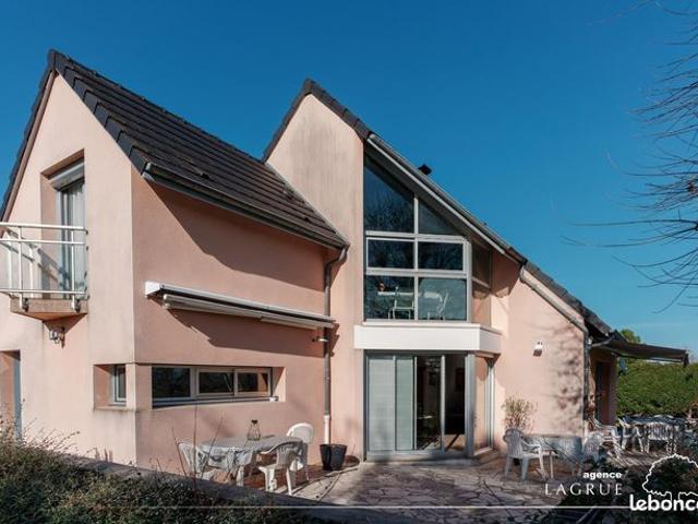 Maison 7 pièces 144 m²