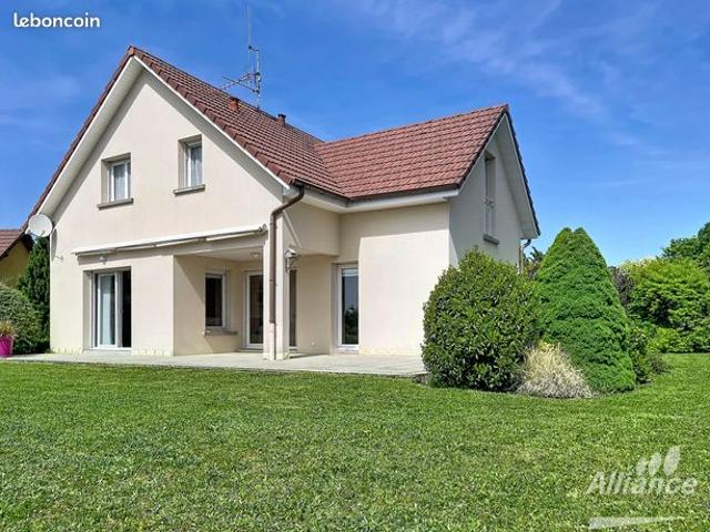 Maison 7 pièces 144 m²