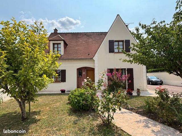 Maison 7 pièces 144 m²