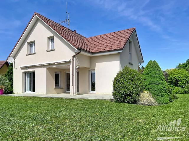 Maison 7 pièces 144 m²